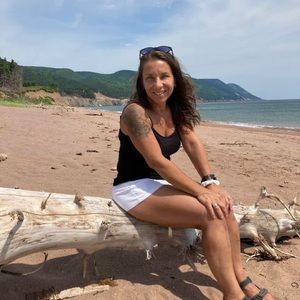 Meet your Posher, Nadine